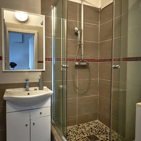 Stylovy Byt V Centre Mesta S Podzemnym Parkovanim Apartman *